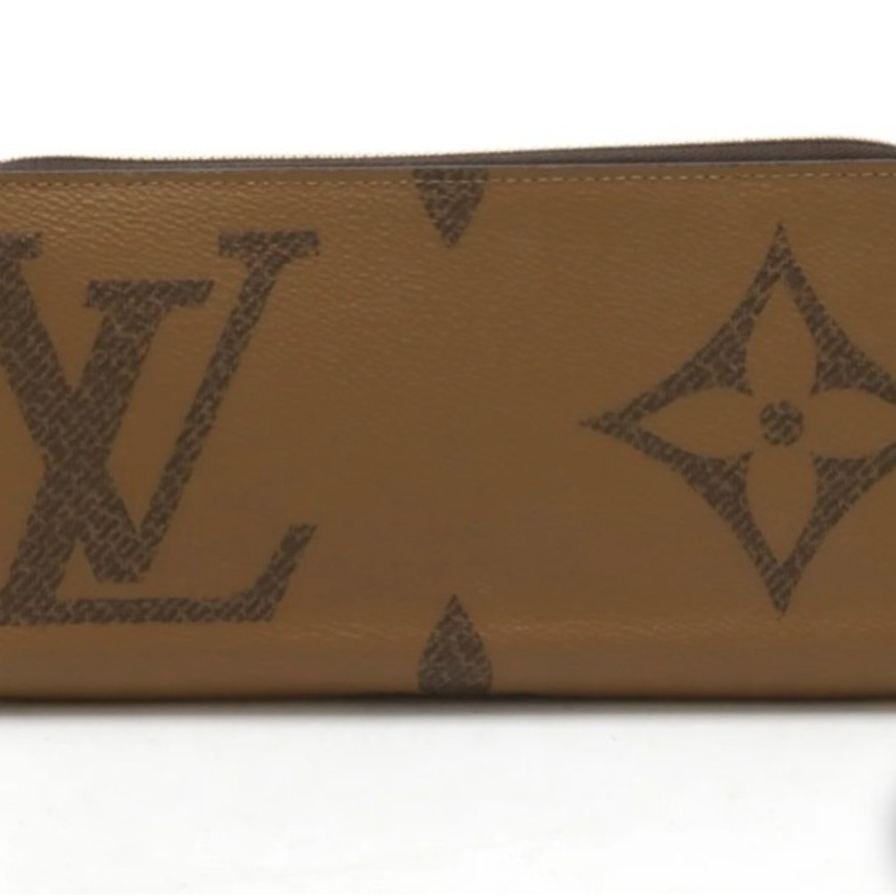 Authentic Louis Vuitton large monogram wallet